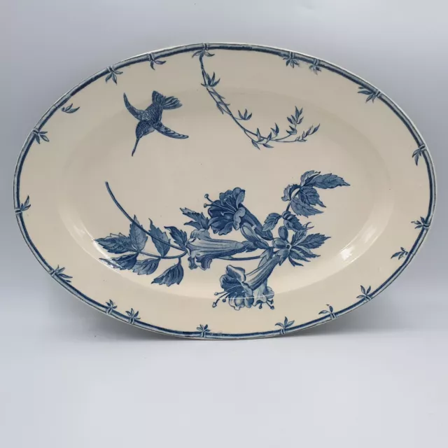 ANCIEN PLAT DE SERVICE OVALE FAIENCE DE GIEN OISEAUX MOUCHES COLIBRI BLEU XIXe