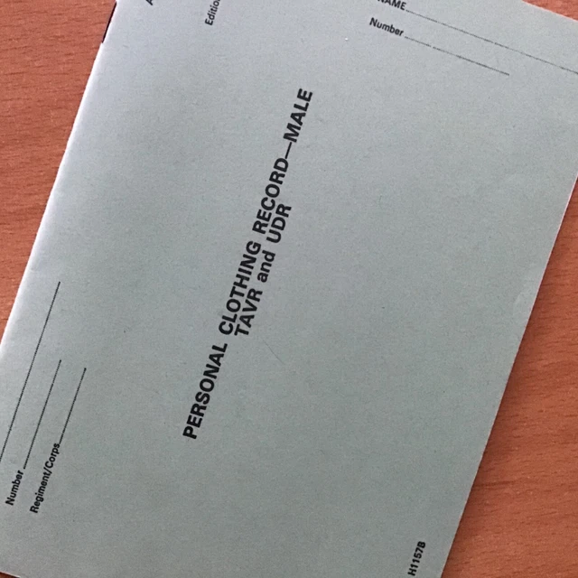 ORIGINAL BRITISH ARMY Pamphlet Personal Clothing Record Male, Tavr