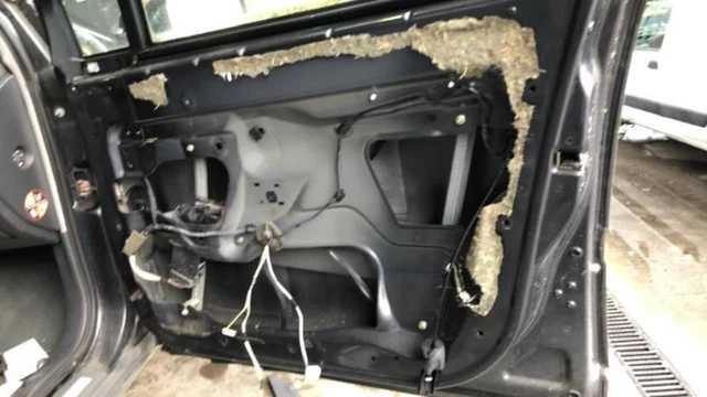 Boîtier BSM R04 – Boîtier fusible moteur Peugeot Citroën