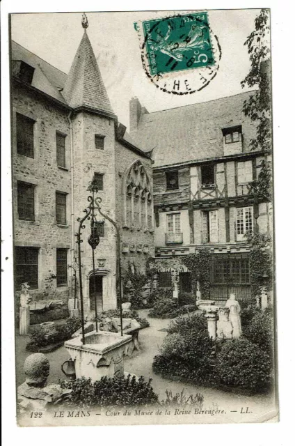 CPA-Carte Postale -France-Le Mans- Cour du Musée de la Reine Bérengère -1911