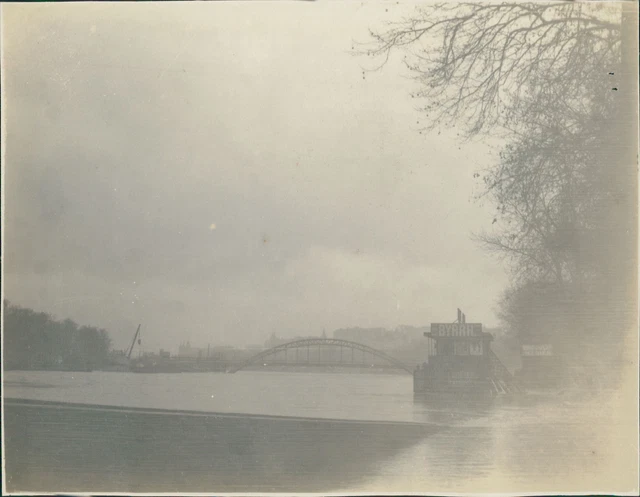 France, Inondations de Paris, La Seine depuis le Pont de l&#039;Alma, 1910, Vint