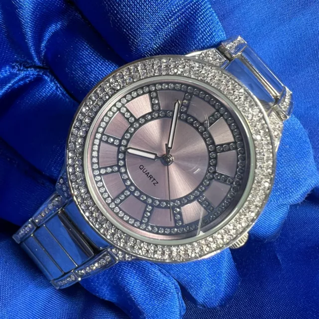 JCP WHITE RHINESTONE SILVER TONE DEPLOYANT BAND vintage BRACELET WATCH WORKS A25