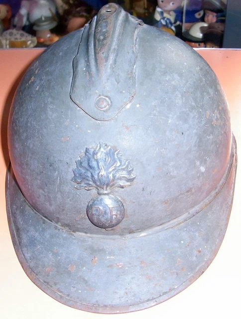 Alter Stahlhelm Frankreich Adrian von ca. 1915-40