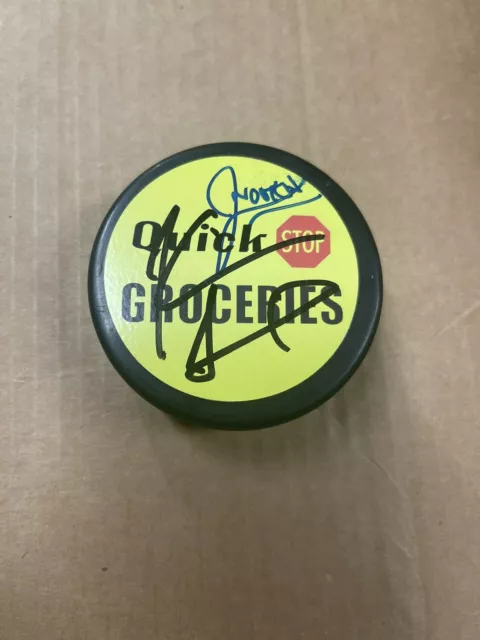 Kevin Smith/Jason Mewes Signed  Hockey Puck Jay & Silent Bob Clerks Beckett D1