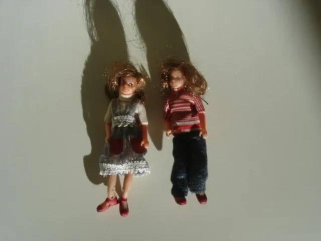 Lot de 2 figurines féminines Lundby maison de poupée