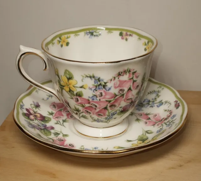 Royal Albert Country Bouquet Collection Dawns Glory Cup & Saucer 8 oz