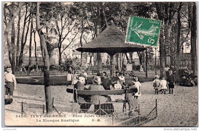 94 IVRY SUR SEINE - parc coutant - le kiosque rustique