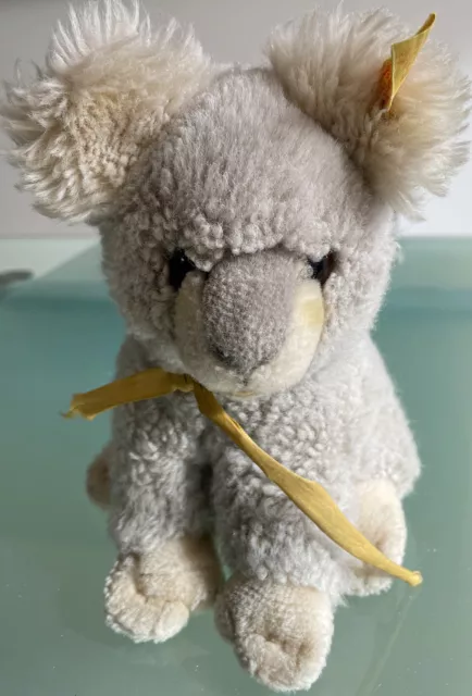 Steiff Koala Bär Yuku mit Knopf im Ohr, ca. 20 cm