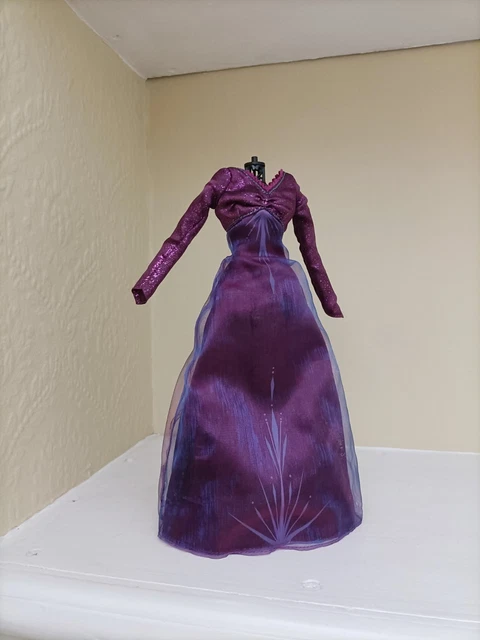 DISNEY FROZEN II 2 Elsa Classic 11" Bedroom Playset Doll Purple Shimmer  Dress 5.45 - PicClick UK