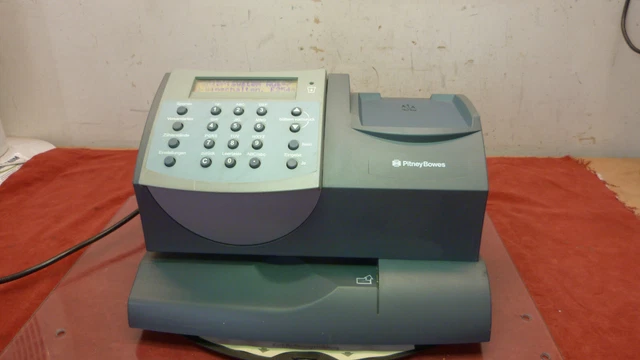 Pitney Bowes K700 Frankiermaschine