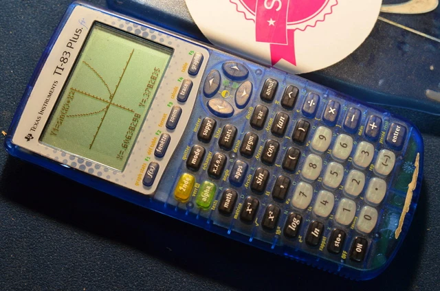 Calculatrice Texas Instruments TI-83 Graphique - Occasion Fonctionnelle - Pour Lycée
