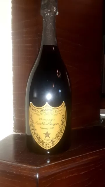 champagne Moet et Chandon  Cuvèe Dom Perignon  vintage 1990