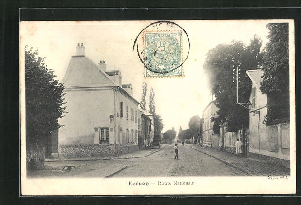 CPA Ecouen, Route Nationale, vue de la rue