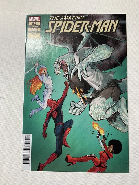 the AMAZING SPIDER-MAN 92B LGY893 Variant MAY 2022 Pichelli MCU Marvel Comic 2