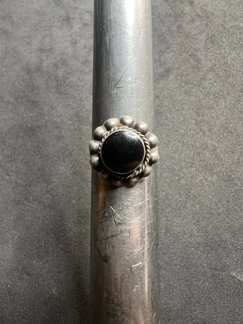 2.5g Vintage Sterling Silver 925 Taxco Black Stone Ring Size 5.75 Jewelry lot C