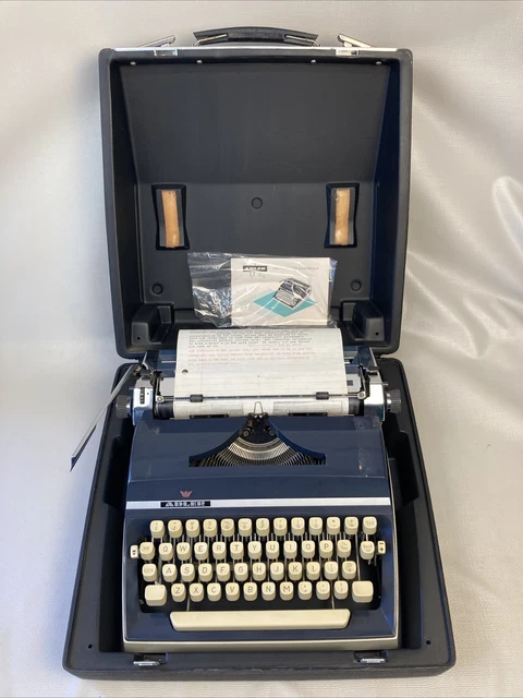 【ビンテージ・極レア】電動タイプライター Adler Gabriele 2000 il_fullxfull.4936134427_tmy2.jpg