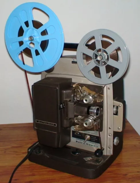 Bell & Howell 346a  Super 8mm Movie Projector -  Film tested  & it Works!