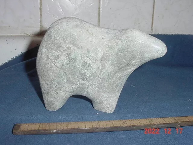 Large Southwest Zuni Indian Carved Stone Bear Fetish Figure