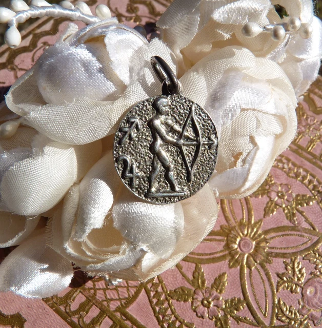 Médaille Ancienne En Argent, Zodiaque Sagittaire - 27 X 00 Mm, Occasion, Pièce De Collection