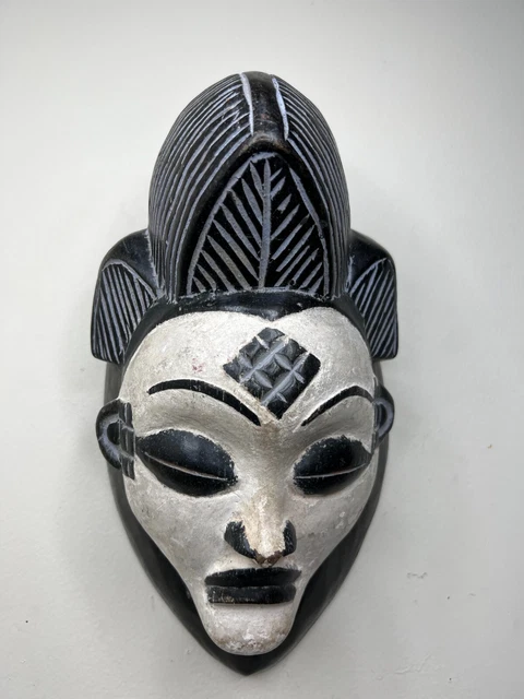 Punu Maiden Spirit Mask Mukudji  Gabon African 11" X 7.50"