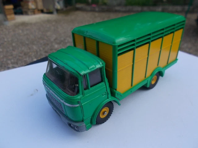 DINKY TOYS = BERLIET DEPANNEUSE AVEC TREUIL NEUF + BOITE N°589