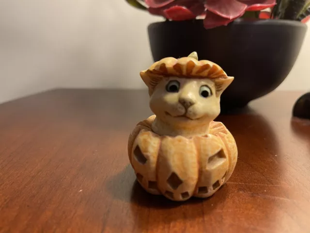 Harmony Ball Pot Belly "Octavia" October Calendar Cat Figurine Cat Trinket Box