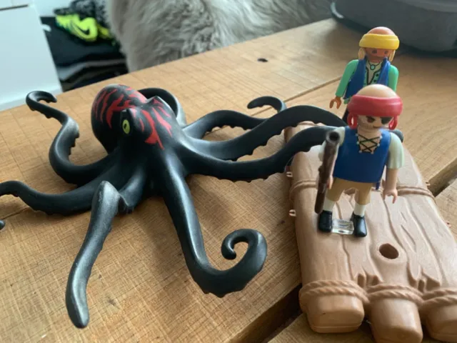 Playmobil Riesen-Krake mit Spritzfunktion + Floß mit zwei Piraten 🏴‍☠️