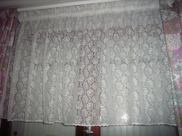 Rideau Voilage Vintage Blanc Motif Arbres - 2,50m X 1,10m, Polyester, Années 60/70, Occasion Propre