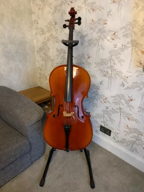 Complete 3/4 Size Cello Outfit with Hard Case and Carbon Fibre Bow