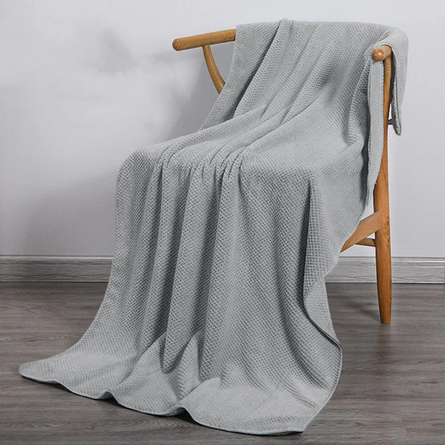 Albornoz de baño Fuzzy Feel 70x140 cm toalla de baño antipilling