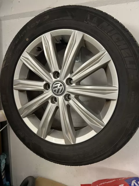 VW Touran II 5T Sommerreifen Michelin 215-55-17