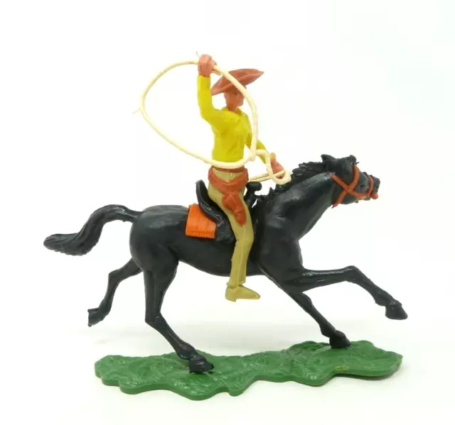 Vintage Cherilea Mounted Cowboy With Lasso 65Mm Scale