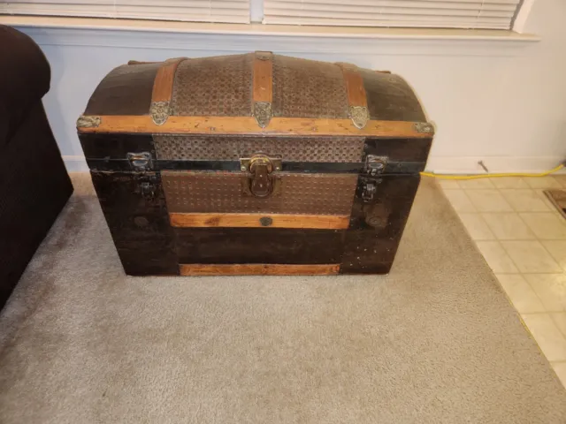 Vintage Antique Steamer Trunk, 1800s Victorian, Original Hardware,