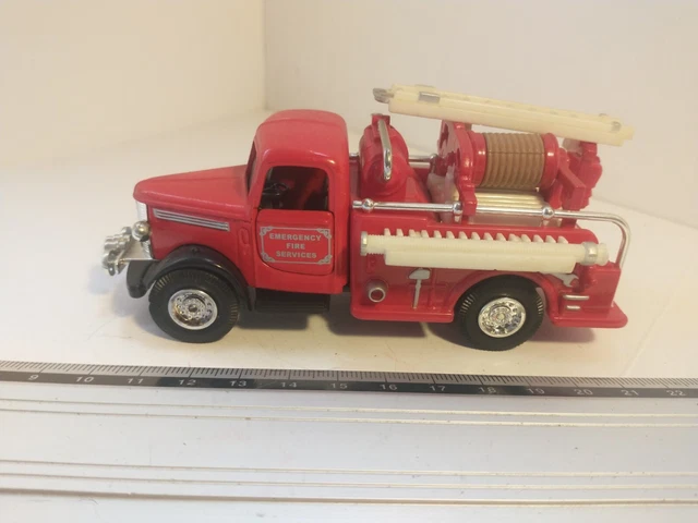 Camion De Pompier Oshkosh Striker 3000 échelle 1/50 | Aéroport Punta Cana | TWH Zamac