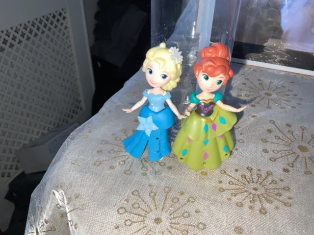 Disney Das Kleine Königreich Gefrorene Anna & Elsa 3,5" Figuren
