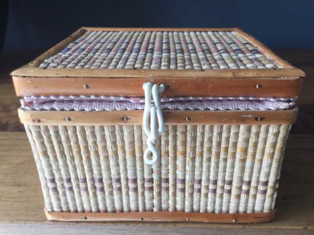 VINTAGE Wicker Rattan Work SEWING BOX BASKET With Pink Fabric Interior RETRO