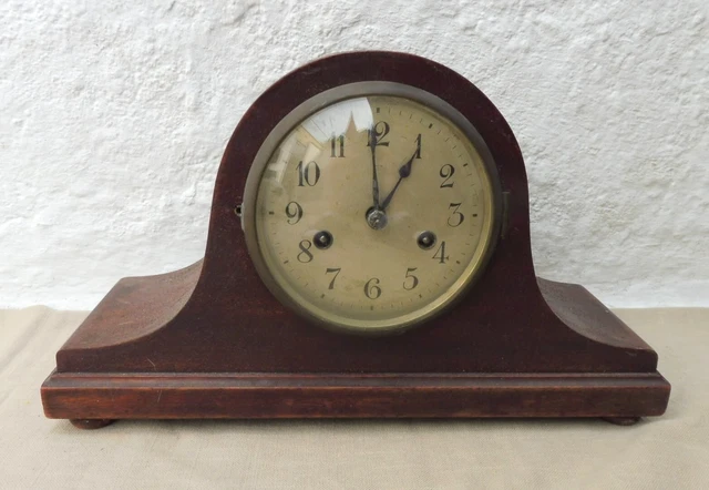 ANCIENNE PENDULE a poser en bois des années 1940- 1950 EUR 20,00