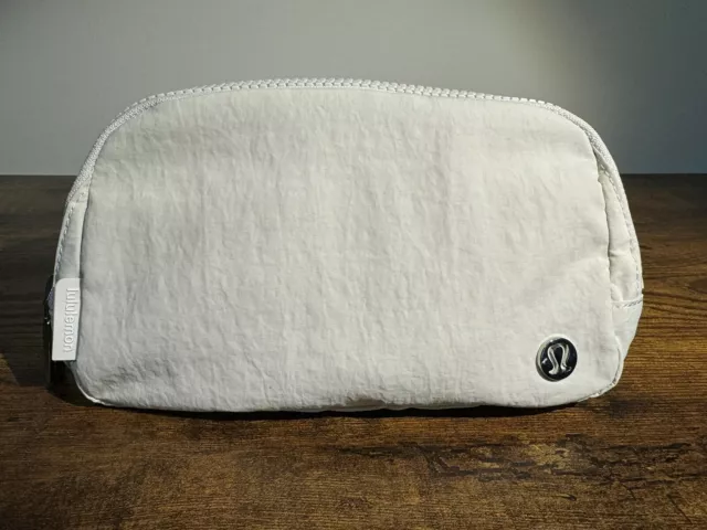 Lululemon Everywhere Belt Bag One Size 1L (7.5”x2”x5”) White Opal- NEW