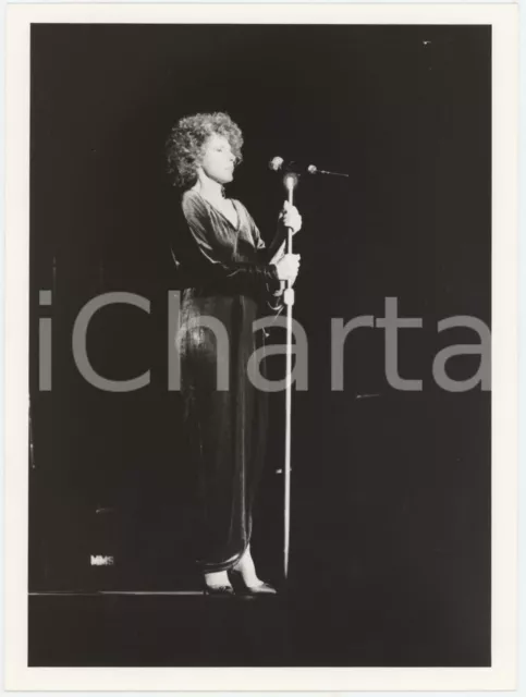 1985 ca ITALIA MUSICA - Ornella VANONI Ritratto della cantante - Foto 18x24 (15)