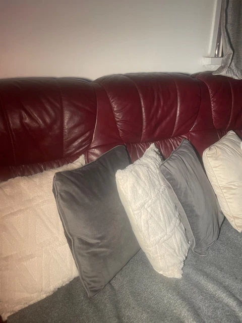 Victorian style, Dodsworth leather sofa - Quick sale! 3