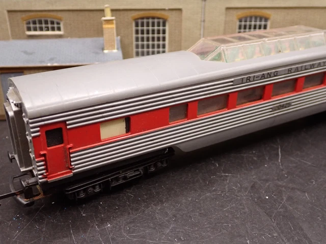 Triang R 425 TRI-ANG R25 TRANSCONTINENTAL Vista Dome Coach OO Gauge Silver, Grey ...