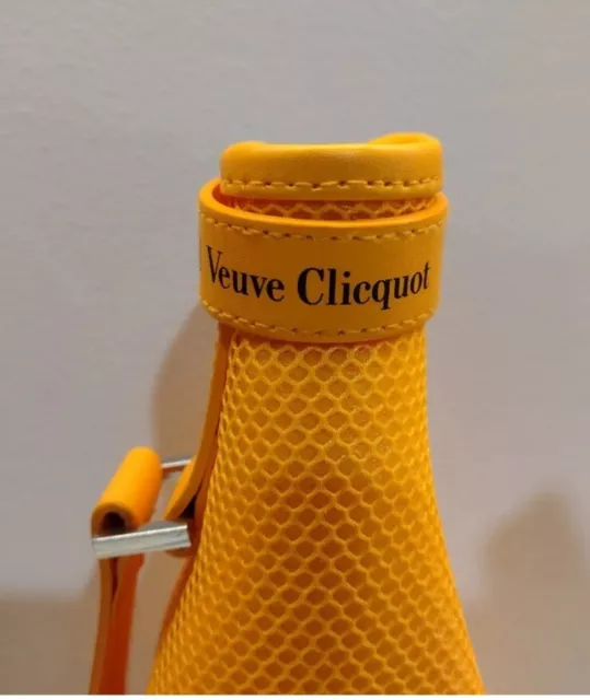 Veuve Clicquot Champagne Brut Ice Jacket 750 ML 3