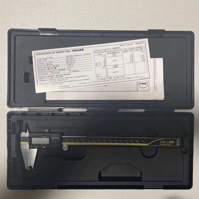 Mitutoyo digital calipers  CD-20AX Japan