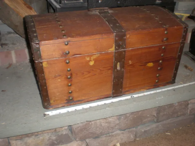 Antique Vintage 1800's Small Trunk / Chest