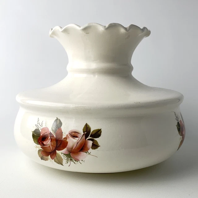 Vintage 5.75” Fitter GWTW Wild Flower Bouquet Tan Glass Hurricane Oil Lamp Shade