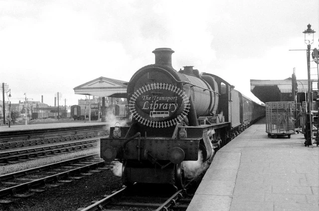 PHOTO BR BRITISH Railways Steam Locomotive Class 6959 7912 at Oxford in ...