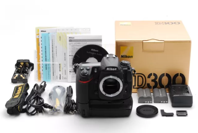 【NEAR MINT in BOX】 Nikon D300 12.3MP Digital SLR Camera Black Body From JAPAN