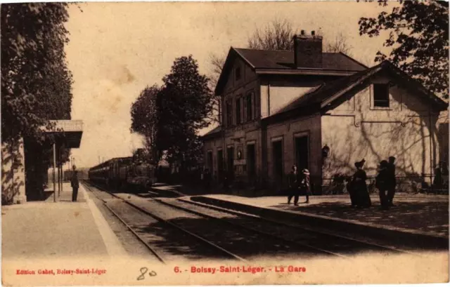 CPA AK BOISSY-SAINT-LEGER - La Gare (211217)