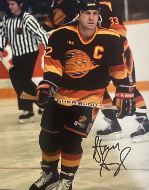 Stan SMYL Signed 8x10 Photo! VANCOUVER CANUCKS LEGEND AND CAPTAIN  W/COA