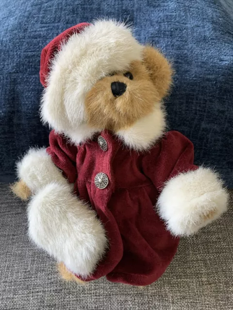 Boyds Bears Tan Plush w/maroon velvet cape & Hat, White Trim & White Muffler 9”